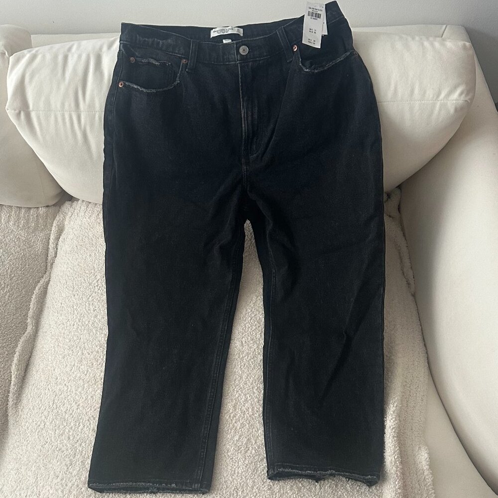 NWT Abercrombie & Fitch Curve Love Ankle Straight Ultra High Rise 32/14 Short
